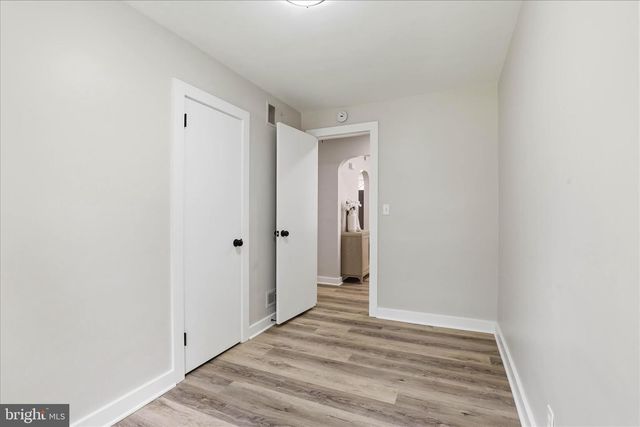 900 ORANGE ST, Harrisburg, PA 17113