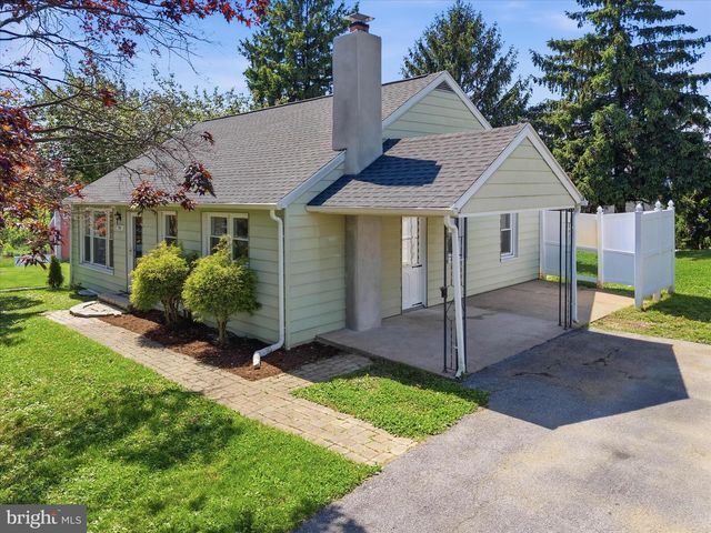 900 ORANGE ST, Harrisburg, PA 17113