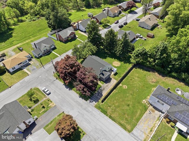 900 ORANGE ST, Harrisburg, PA 17113