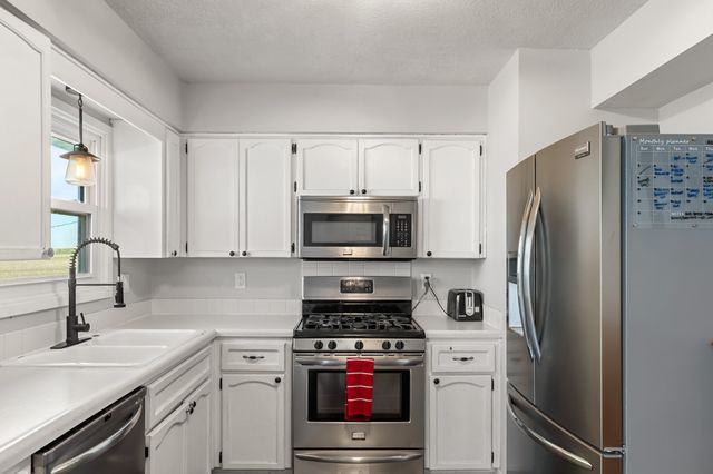 1102 31st Street, Perry, IA 50220
