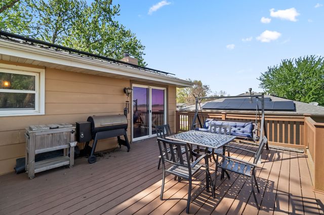 1102 31st Street, Perry, IA 50220