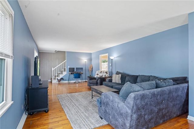 709 SE 3rd Street, Faucett, MO 64448