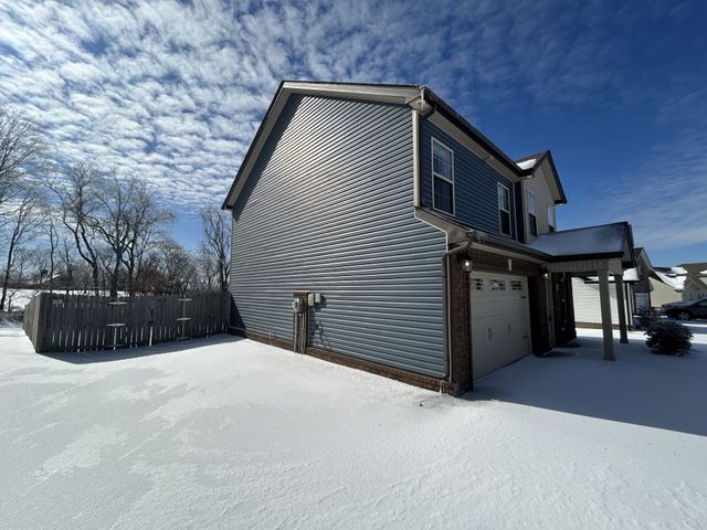 518 Burgess Ct, Clarksville, TN 37042