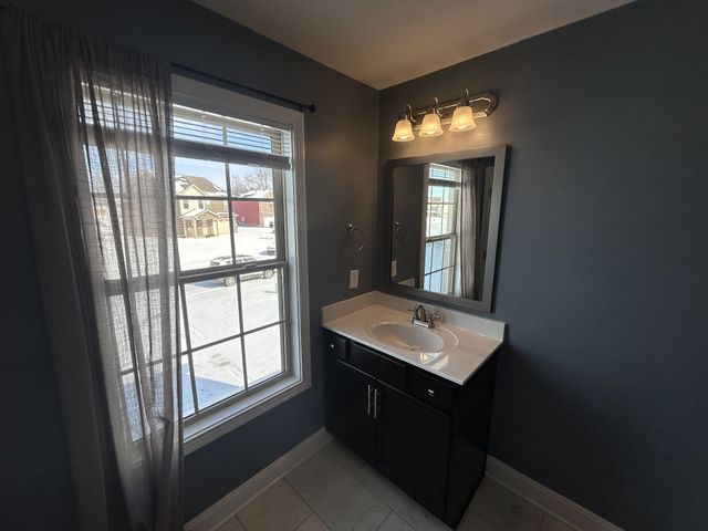 518 Burgess Ct, Clarksville, TN 37042