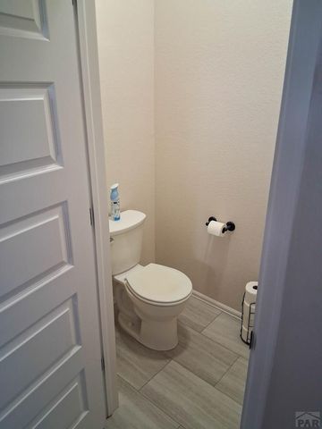 1183 Desert Cove Dr, Pueblo West, CO 81007