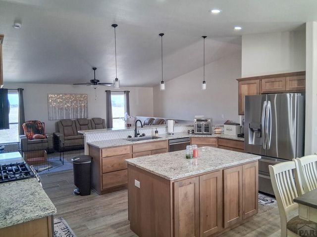1183 Desert Cove Dr, Pueblo West, CO 81007