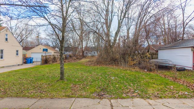 24759 Hopkins Street, Dearborn Heights, MI 48125