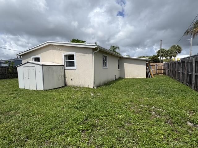5636 NE 5th Avenue, Oakland Park, FL 33334