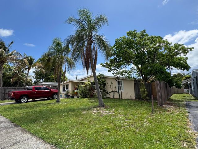 5636 NE 5th Avenue, Oakland Park, FL 33334