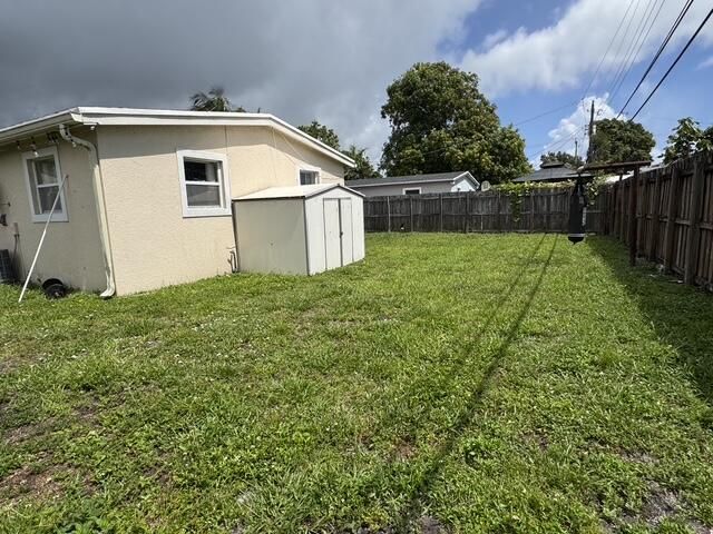 5636 NE 5th Avenue, Oakland Park, FL 33334