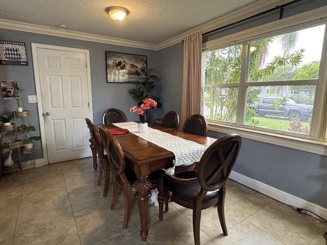 5636 NE 5th Avenue, Oakland Park, FL 33334