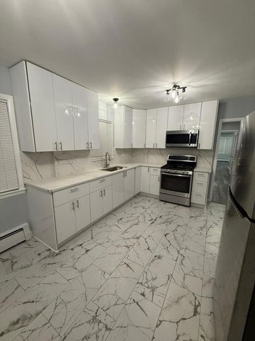 6306 W Belmont Avenue 1, Chicago, IL 60634