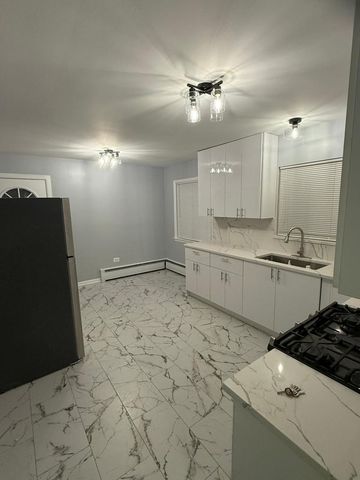 6306 W Belmont Avenue 1, Chicago, IL 60634