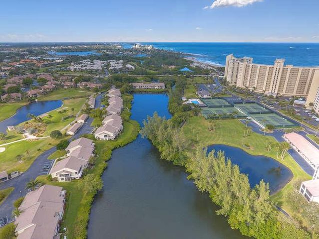 2206 Fairway Drive S, Jupiter, FL 33477