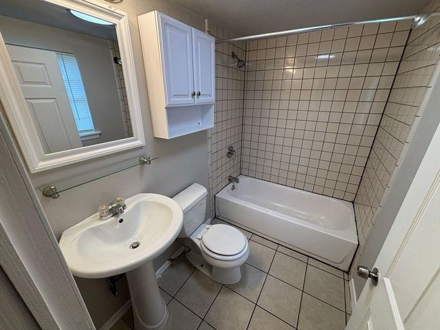 2522 Cunningham Street, Irving, TX 75062