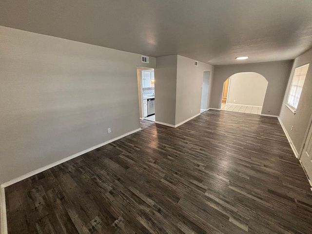 2522 Cunningham Street, Irving, TX 75062