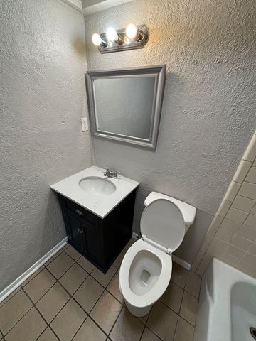 2522 Cunningham Street, Irving, TX 75062