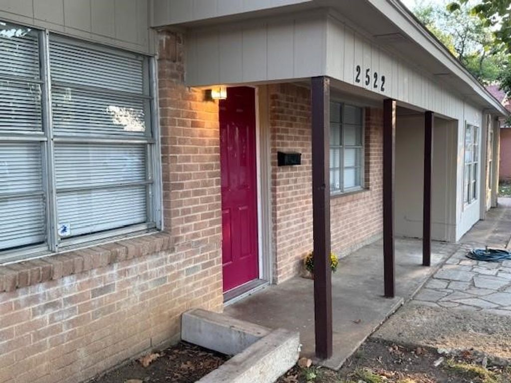 2522 Cunningham Street, Irving, TX 75062