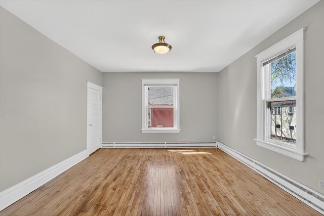 2802 Weil STREET, Milwaukee, WI 53212