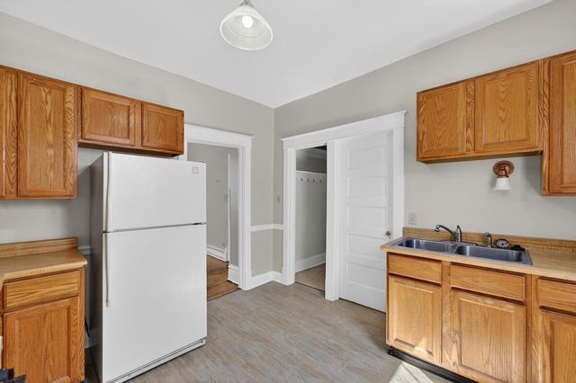 2802 Weil STREET, Milwaukee, WI 53212