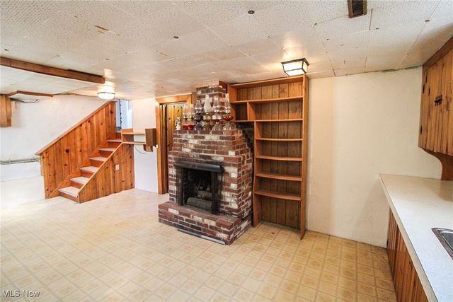 590 Ruth Avenue, Leavittsburg, OH 44430