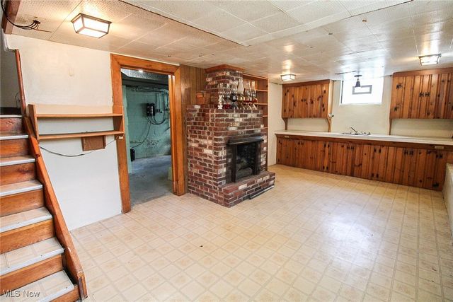 590 Ruth Avenue, Leavittsburg, OH 44430