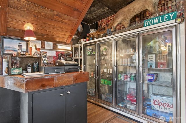 8 Fairgrounds Road, Skamokawa, WA 98647
