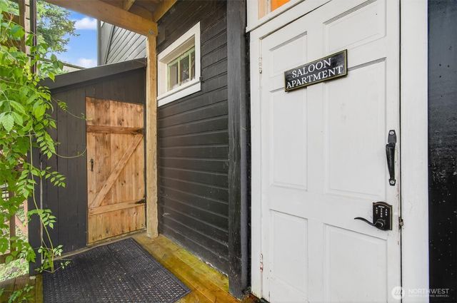 8 Fairgrounds Road, Skamokawa, WA 98647