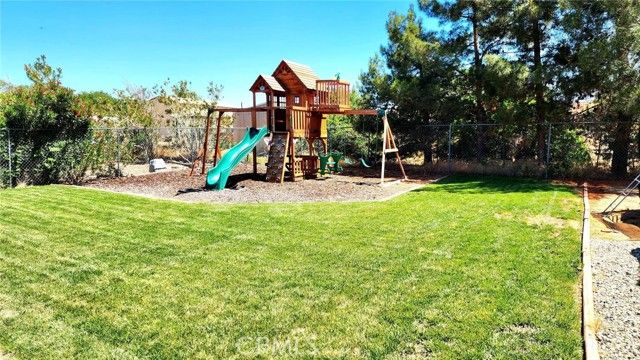 4638 W Avenue M10, Quartz Hill, CA 93536