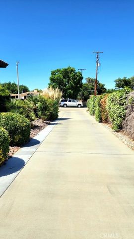 4638 W Avenue M10, Quartz Hill, CA 93536