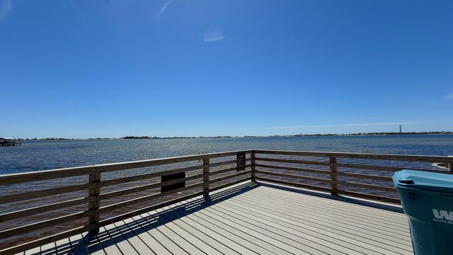 1004 Freeport Court, Mary Esther, FL 32569