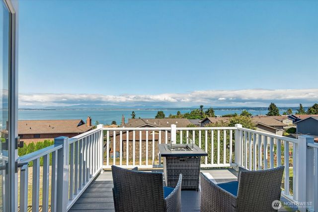 1497 Thompson Drive, Camano Island, WA 98282