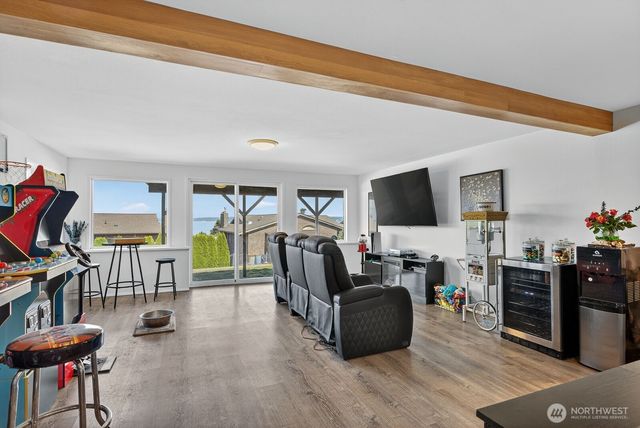1497 Thompson Drive, Camano Island, WA 98282