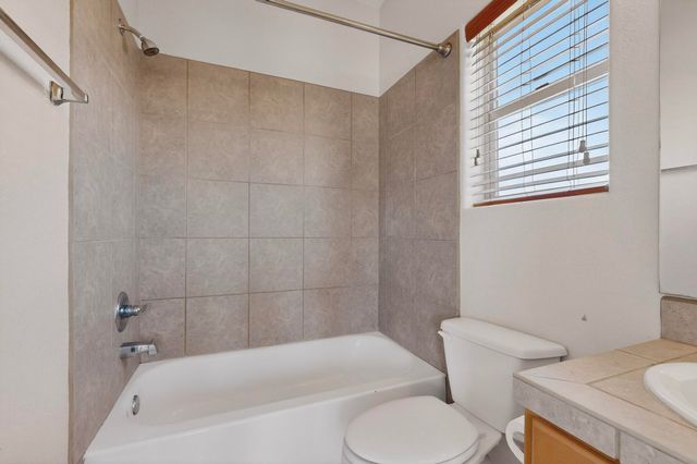 11028 Maravillas Drive NW, Albuquerque, NM 87114