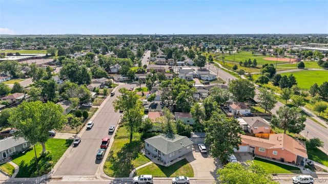 5820 Rose Lane, Commerce City, CO 80022