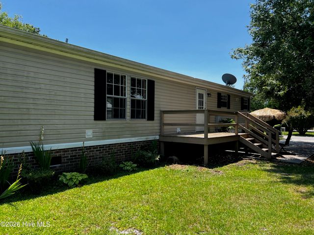 907 Kontiki Court, Hampstead, NC 28443