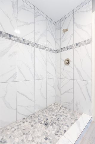 14600 Fonmeadow Drive 607, Houston, TX 77035