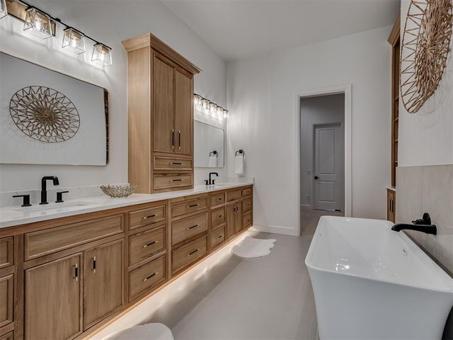 361 Old Creek Road, Edmond, OK 73034