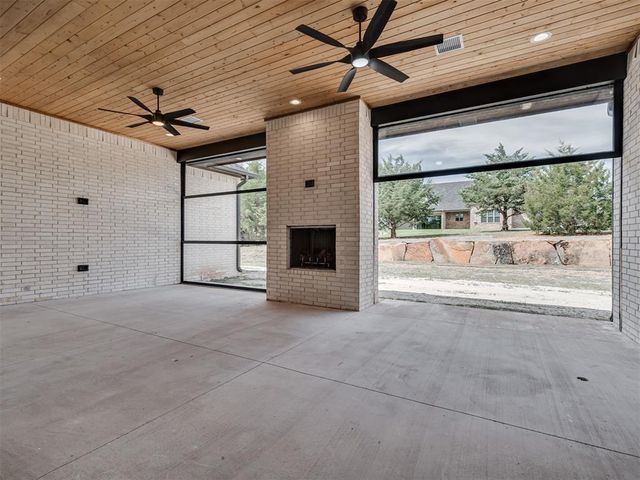 361 Old Creek Road, Edmond, OK 73034