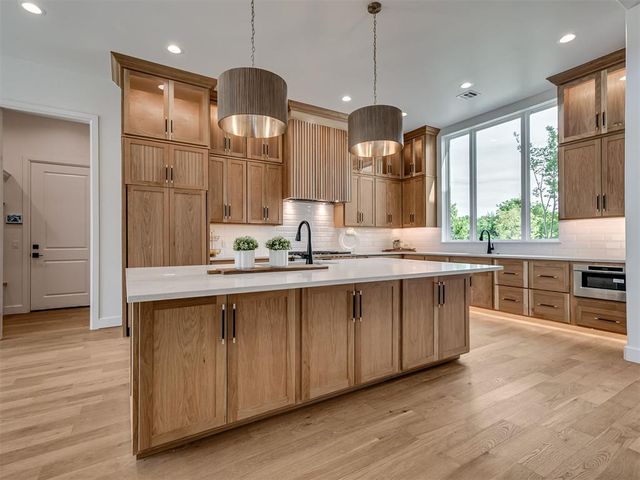 361 Old Creek Road, Edmond, OK 73034