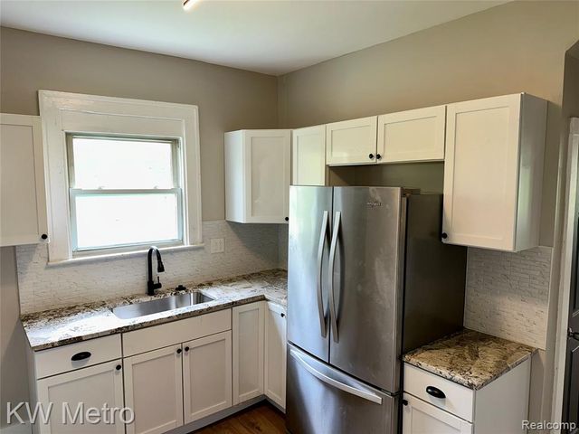 3289 W Northwestern Street, Detroit, MI 48206