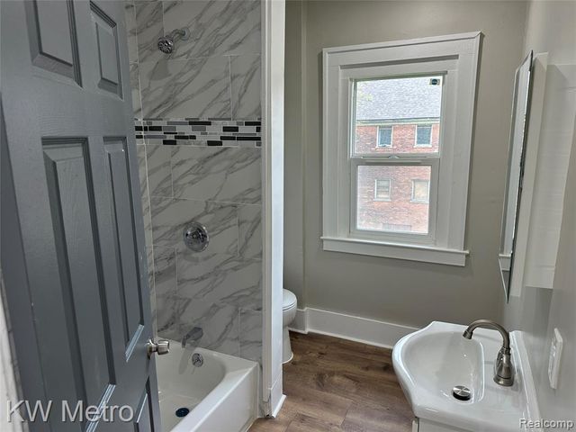3289 W Northwestern Street, Detroit, MI 48206