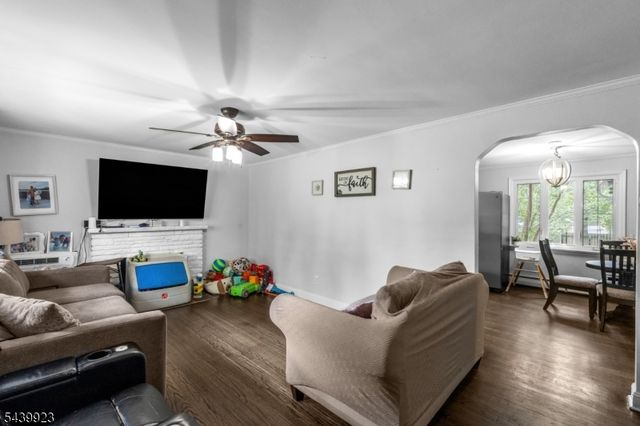958 Leland Ave, Plainfield City, NJ 07062