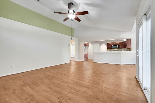 8620 SPYGLASS LOOP, Clermont, FL 34711