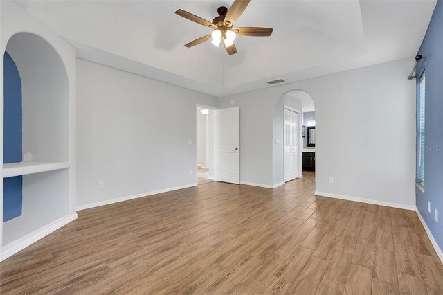 8620 SPYGLASS LOOP, Clermont, FL 34711