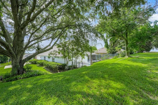 8620 SPYGLASS LOOP, Clermont, FL 34711