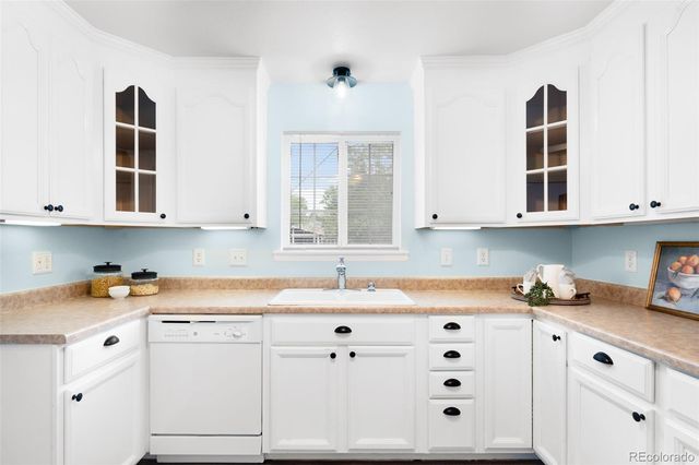 6984 S Spruce Drive, Centennial, CO 80112