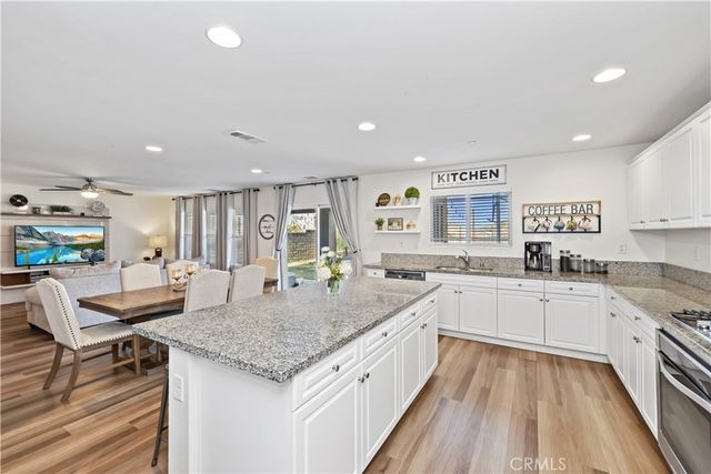 2503 Mulberry Lane, Palmdale, CA 93551