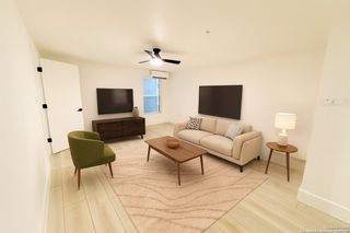 2204 W San Antonio St Apt 2, New Braunfels, TX 78130