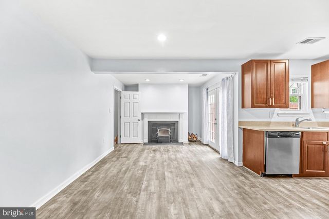 2460 YARMOUTH LN, Crofton, MD 21114